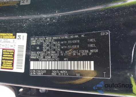 2024 Toyota Grand Highlander Xle from USA, damaged, VIN 5TDAAAB56RS047902